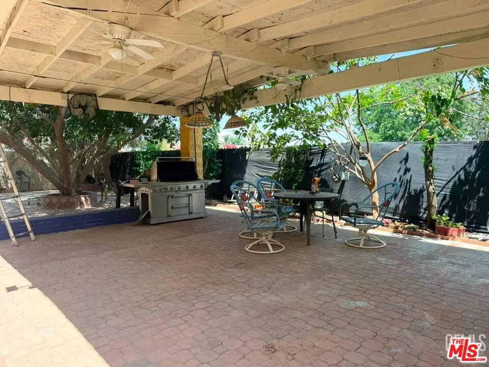 3724 Rock Meadow Court Bakersfield, CA 93308
