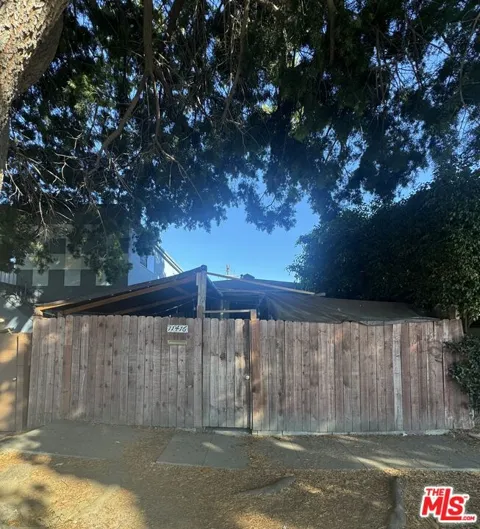 11416 Venice Boulevard