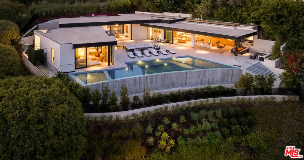 1200 Laurel Way Beverly Hills, CA 90210