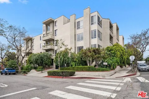 8960 Cynthia Street #208