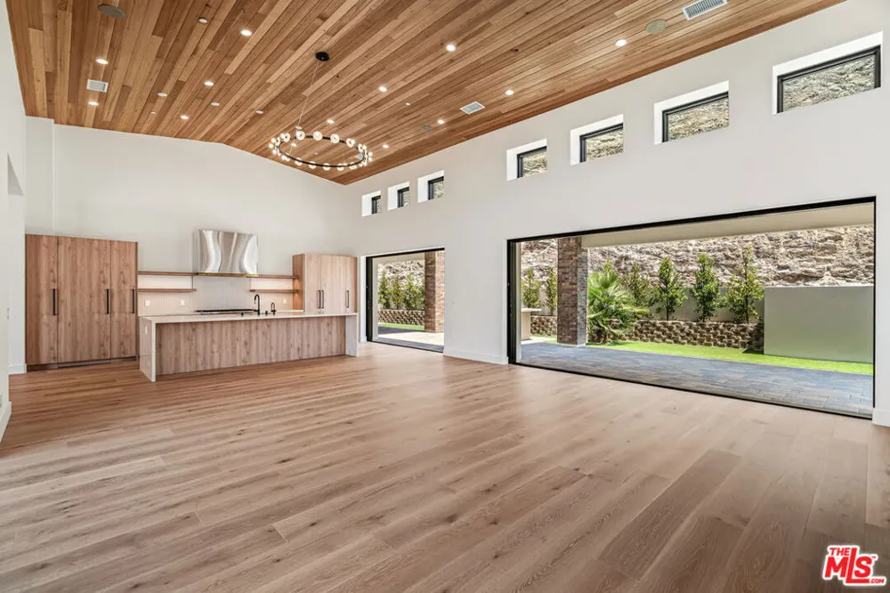 24 Santa Rosa Mountain Lane Rancho Mirage, CA 92270