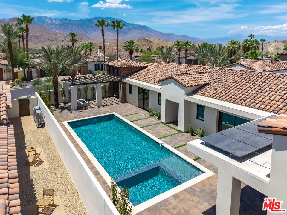 24 Santa Rosa Mountain Lane Rancho Mirage, CA 92270