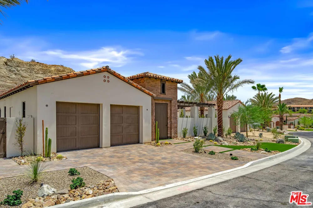 24 Santa Rosa Mountain Lane Rancho Mirage, CA 92270