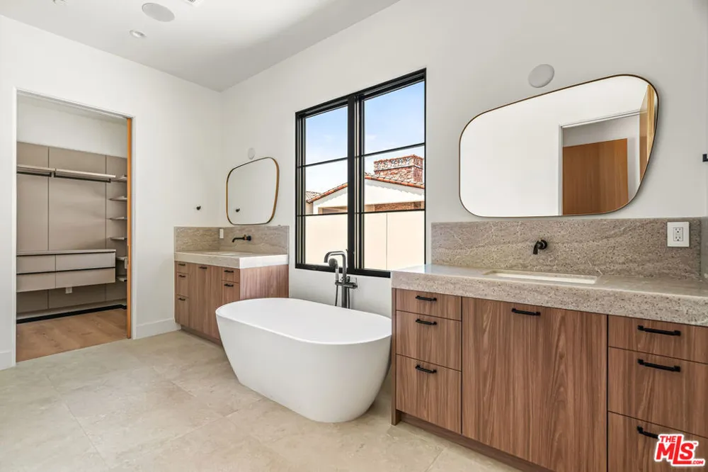 24 Santa Rosa Mountain Lane Rancho Mirage, CA 92270