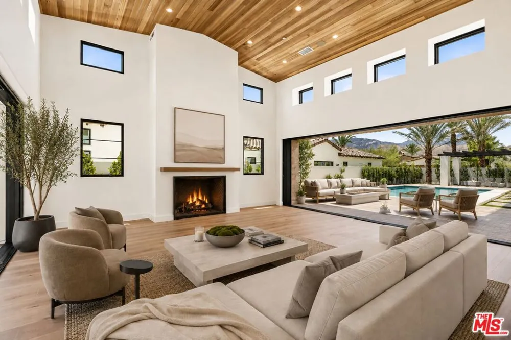 24 Santa Rosa Mountain Lane Rancho Mirage, CA 92270