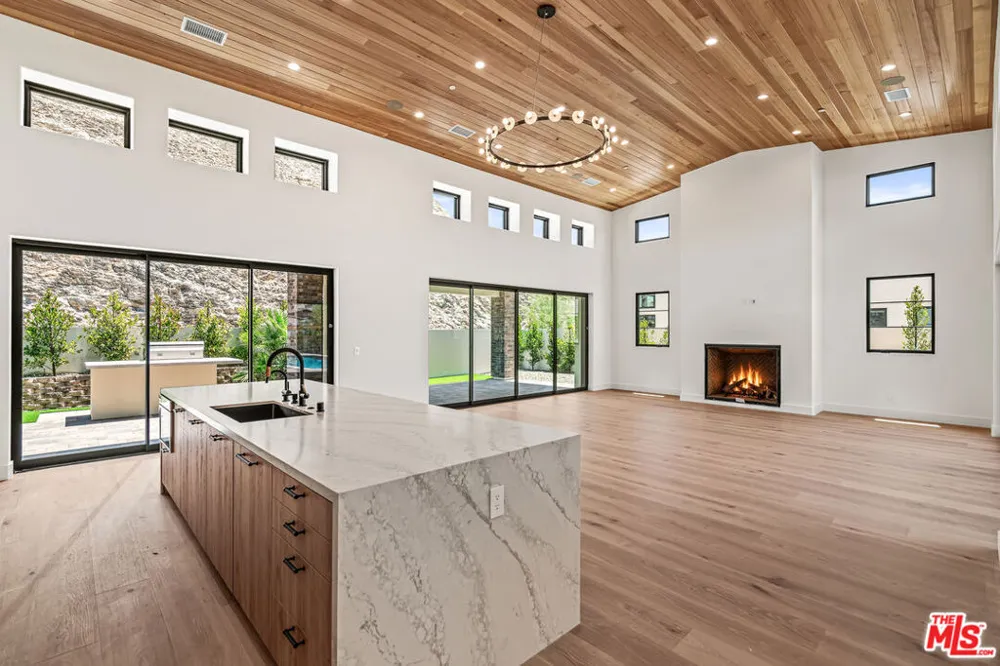 24 Santa Rosa Mountain Lane Rancho Mirage, CA 92270