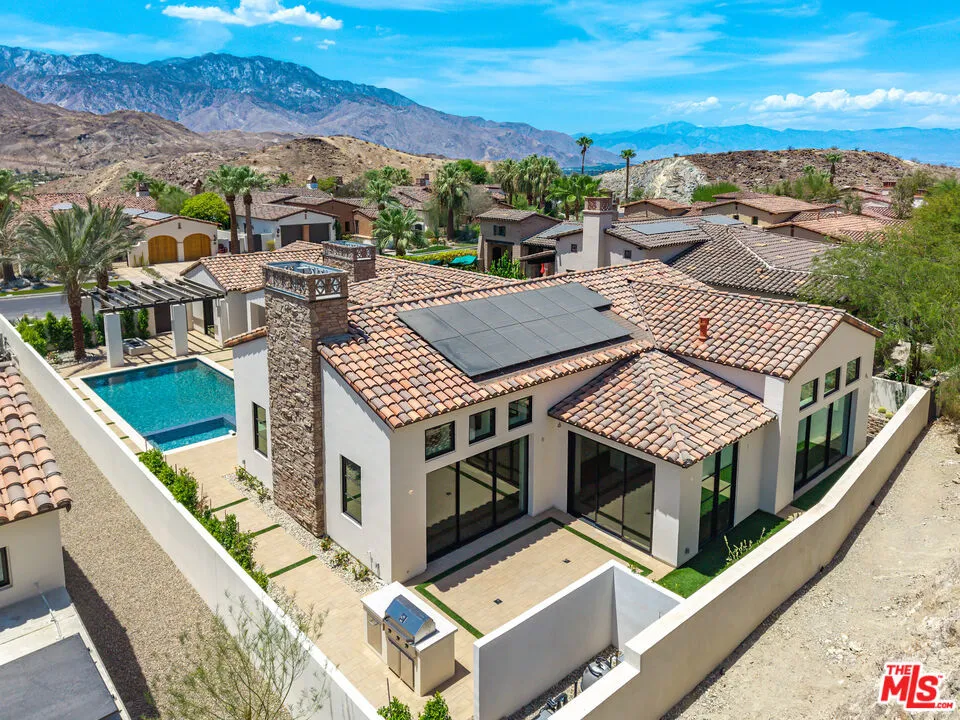 26 Santa Rosa Mountain Lane Rancho Mirage, CA 92270