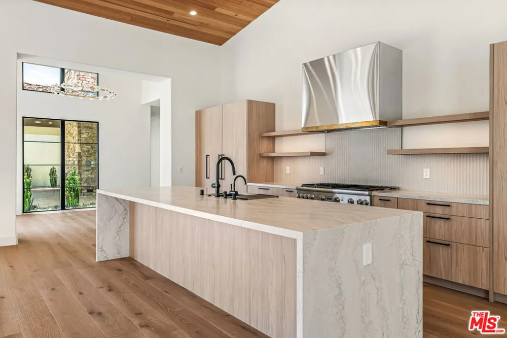 26 Santa Rosa Mountain Lane Rancho Mirage, CA 92270