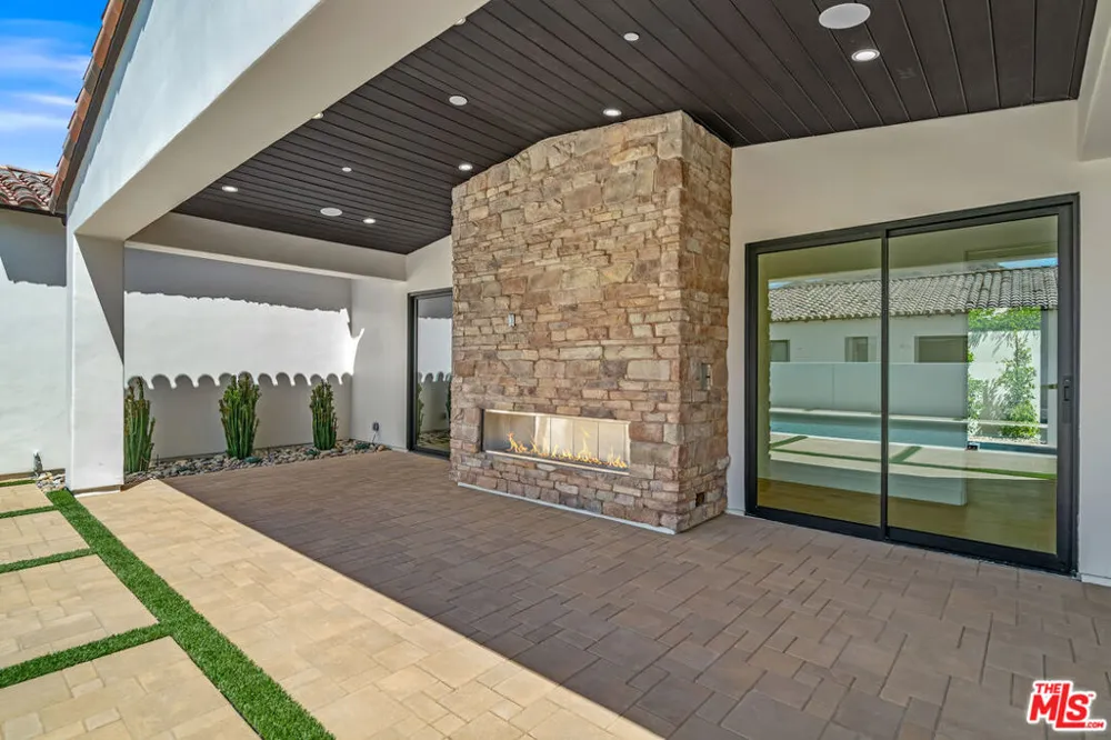 26 Santa Rosa Mountain Lane Rancho Mirage, CA 92270