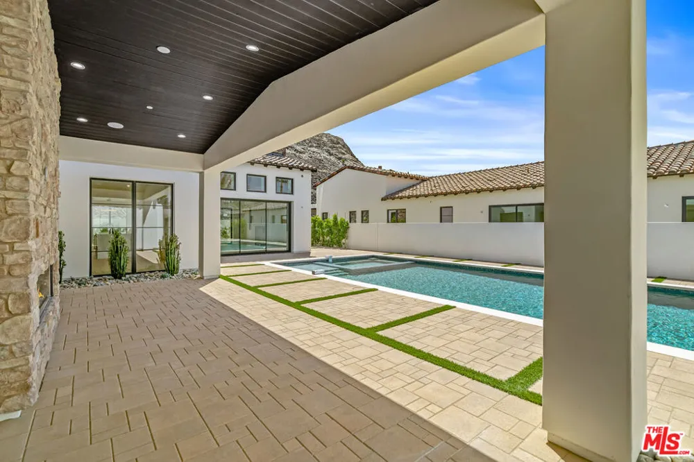 26 Santa Rosa Mountain Lane Rancho Mirage, CA 92270