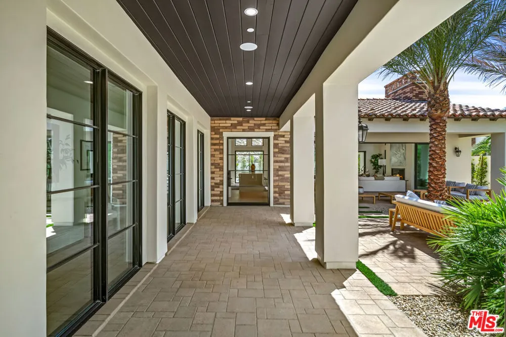 22 Santa Rosa Mountain Lane Rancho Mirage, CA 92270
