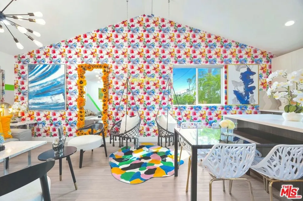 5853 Vineland Avenue #C Los Angeles, CA 91601