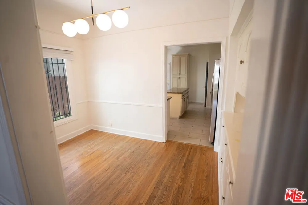 1210 S La Jolla Avenue Los Angeles, CA 90035