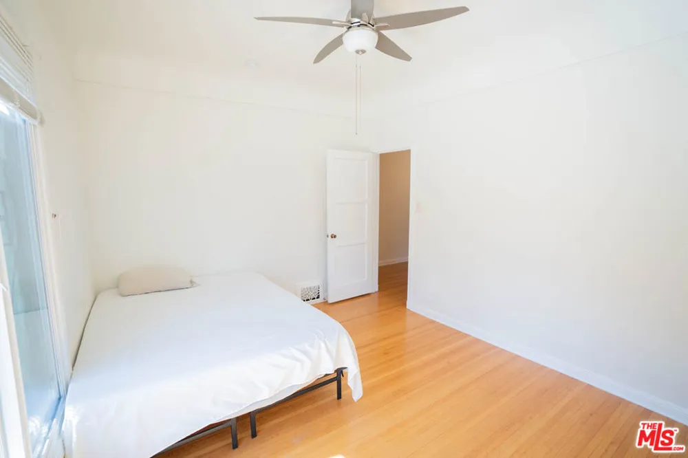 1210 S La Jolla Avenue Los Angeles, CA 90035