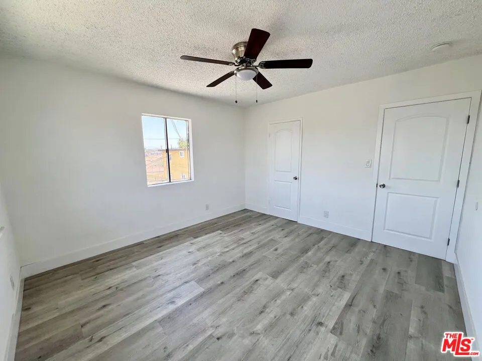 254 E Lanzit Avenue #5 Los Angeles, CA 90061
