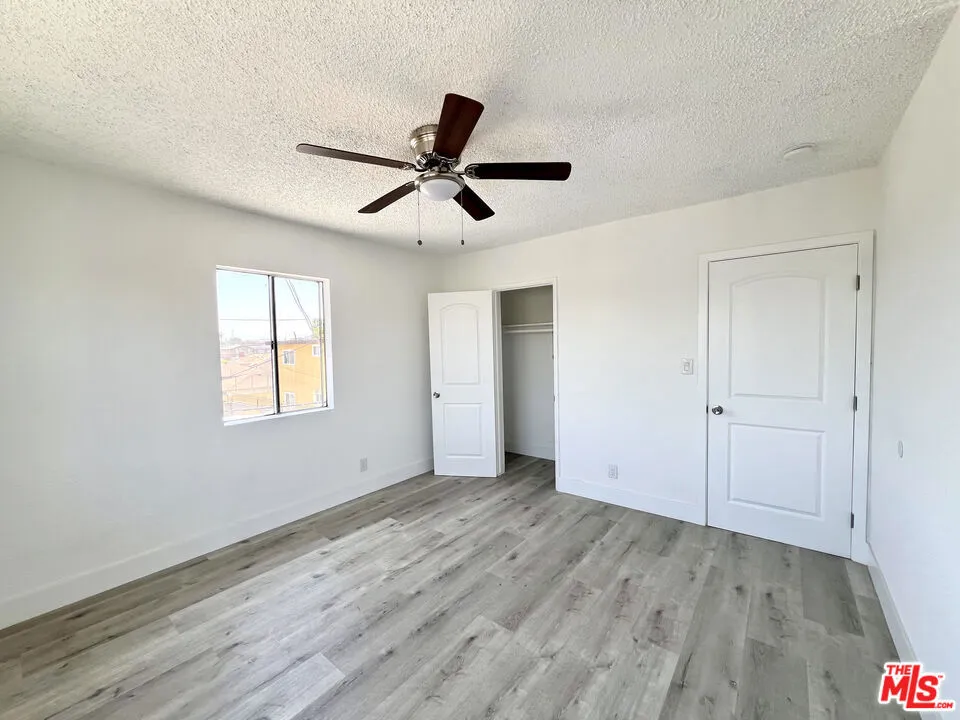 254 E Lanzit Avenue #5 Los Angeles, CA 90061