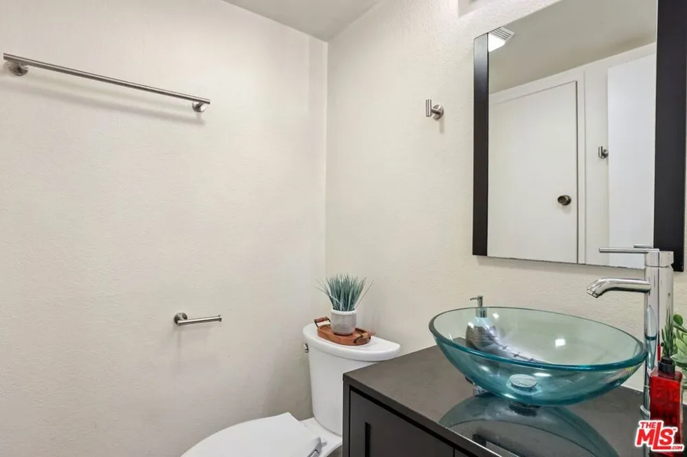 1444 W 227th Street #11 Los Angeles, CA 90501