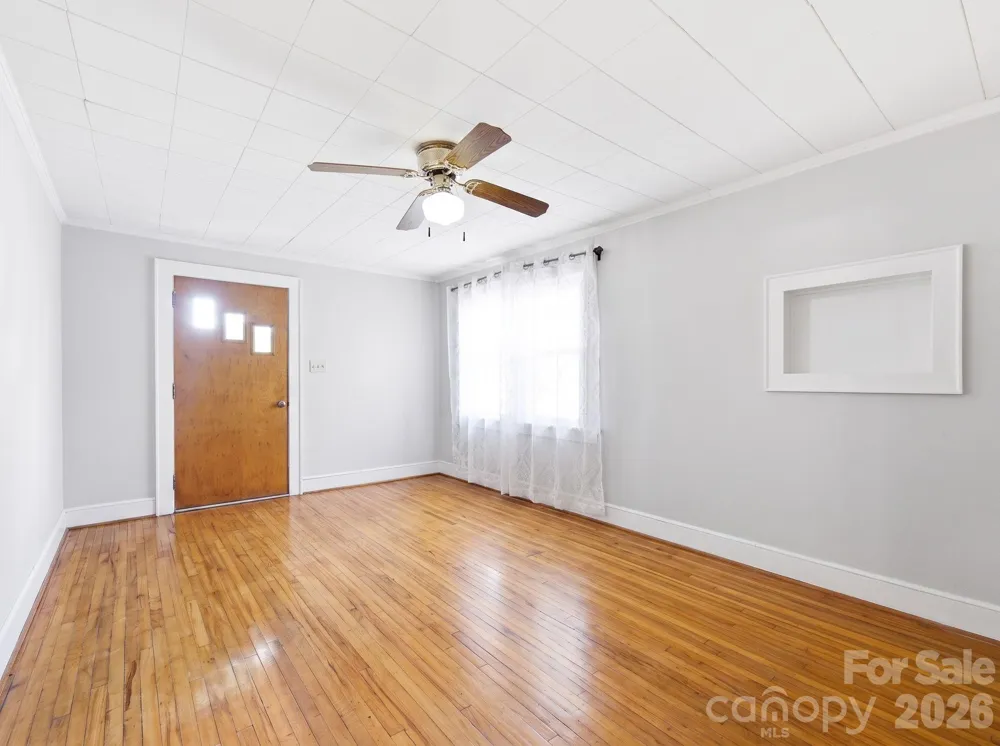 1659 maple Avenue Albemarle, NC 28001