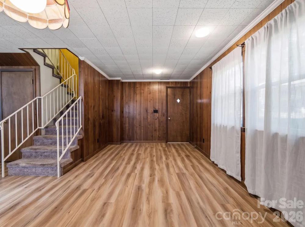 1659 maple Avenue Albemarle, NC 28001