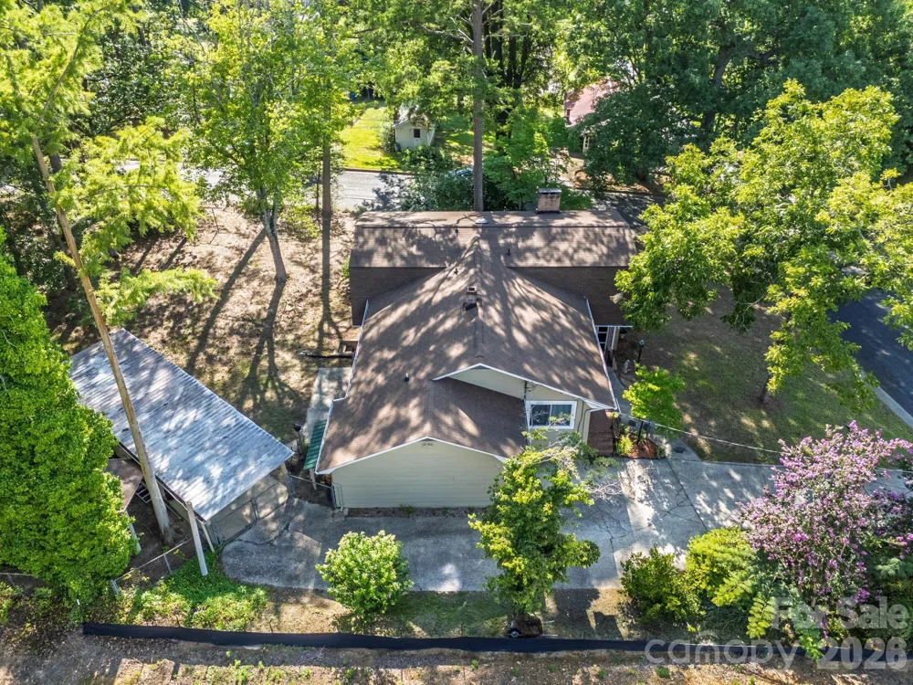 1659 maple Avenue Albemarle, NC 28001