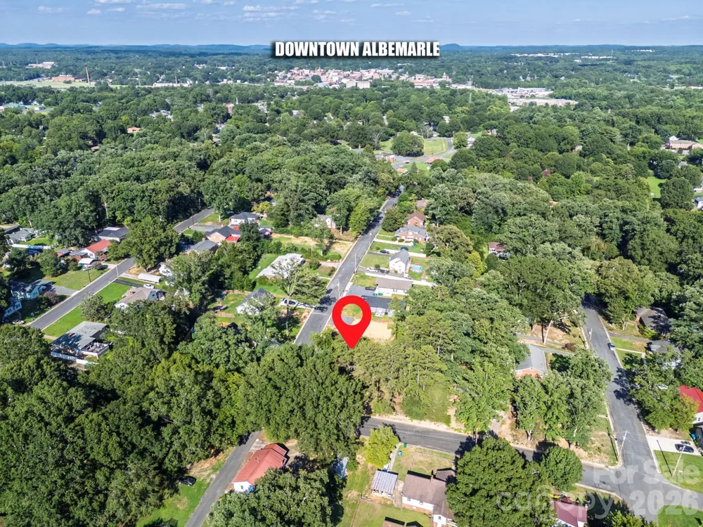 1659 maple Avenue Albemarle, NC 28001