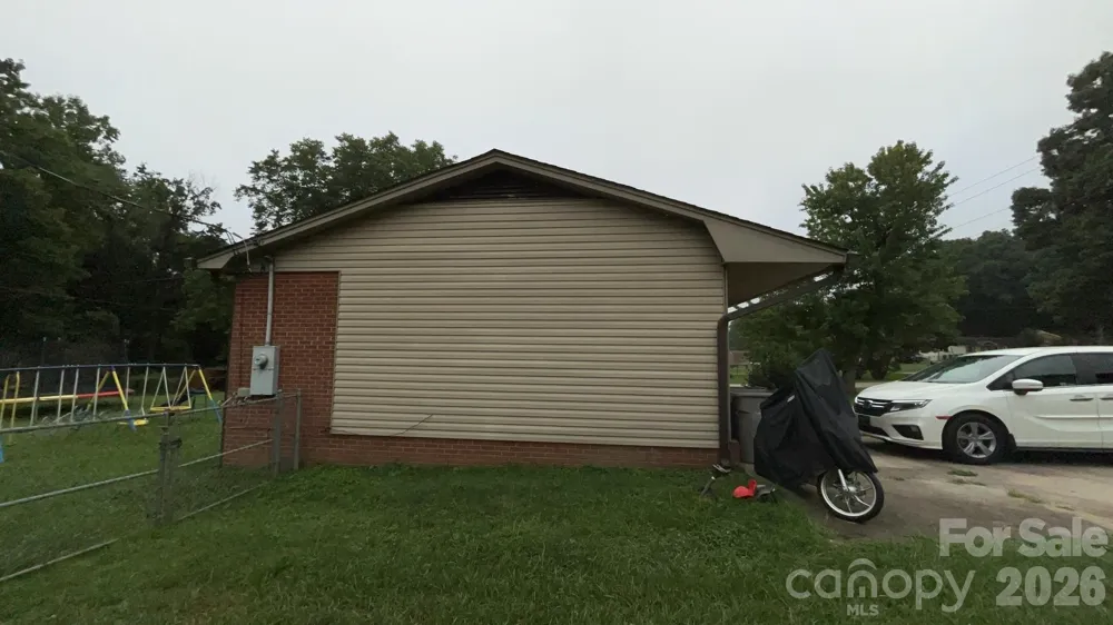 1429 Edgewood Road Bessemer City, NC 28016