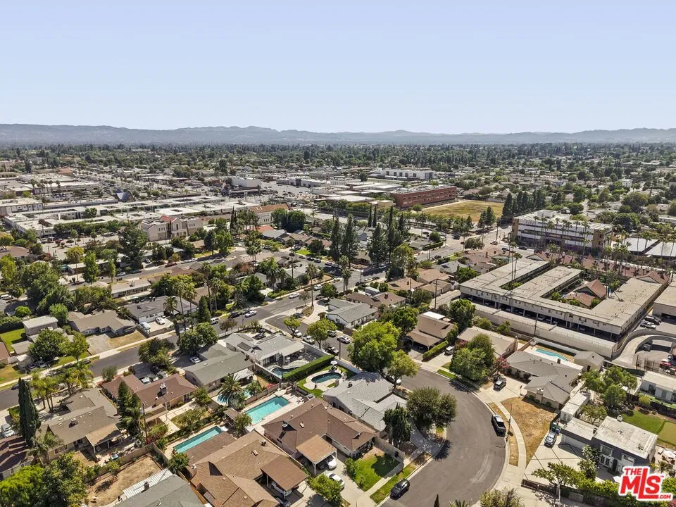 10501 Forbes Avenue Granada Hills, CA 91344