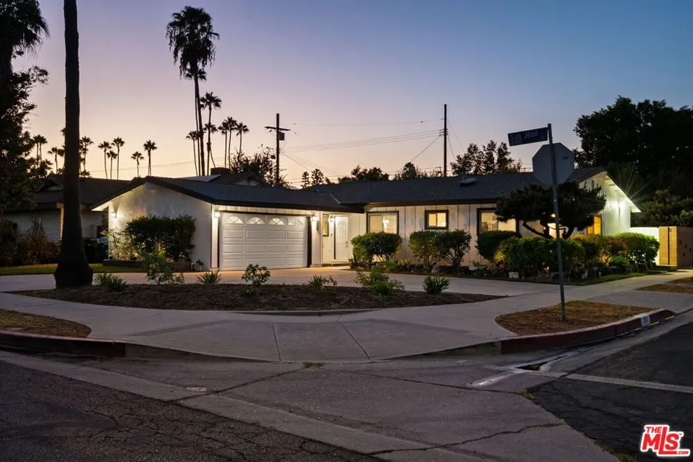 10501 Forbes Avenue Granada Hills, CA 91344