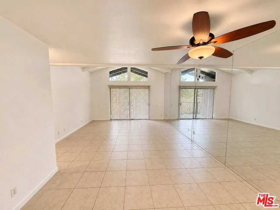 2170 S Palm Canyon Drive #28 Palm Springs, CA 92264