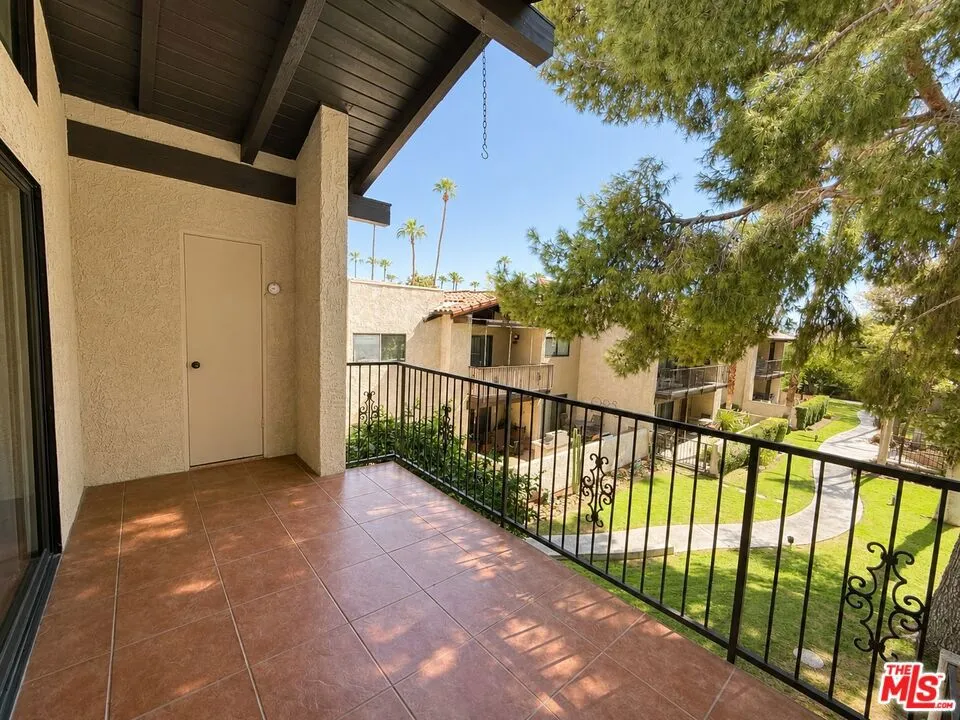 2170 S Palm Canyon Drive #28 Palm Springs, CA 92264