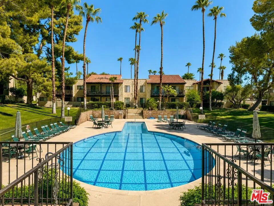 2170 S Palm Canyon Drive #28 Palm Springs, CA 92264