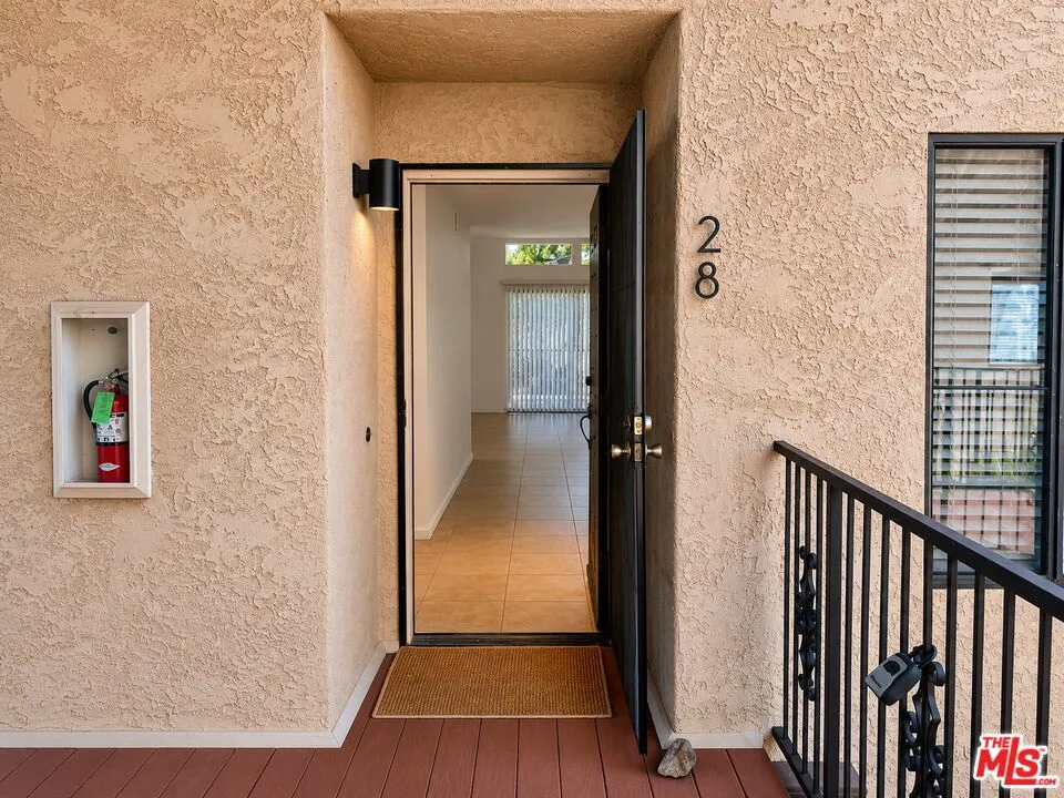 2170 S Palm Canyon Drive #28 Palm Springs, CA 92264