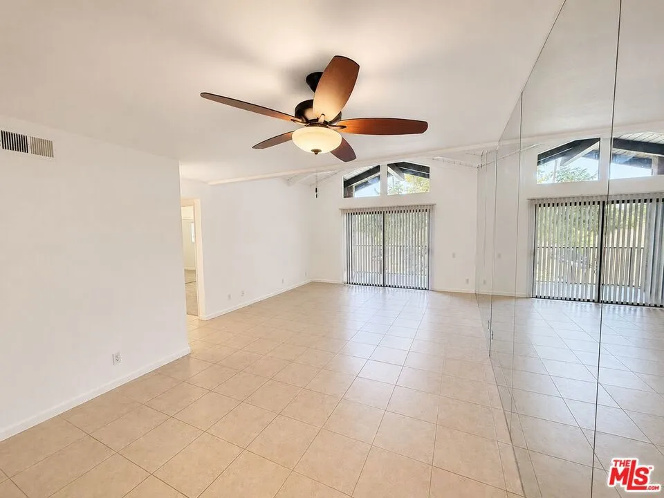 2170 S Palm Canyon Drive #28 Palm Springs, CA 92264