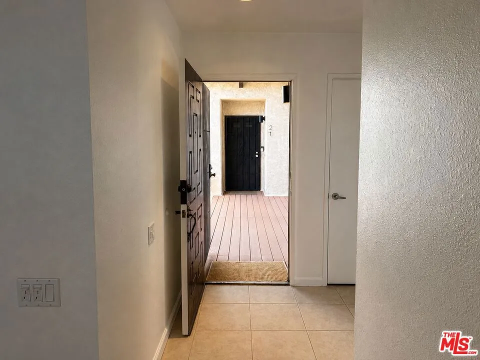 2170 S Palm Canyon Drive #28 Palm Springs, CA 92264
