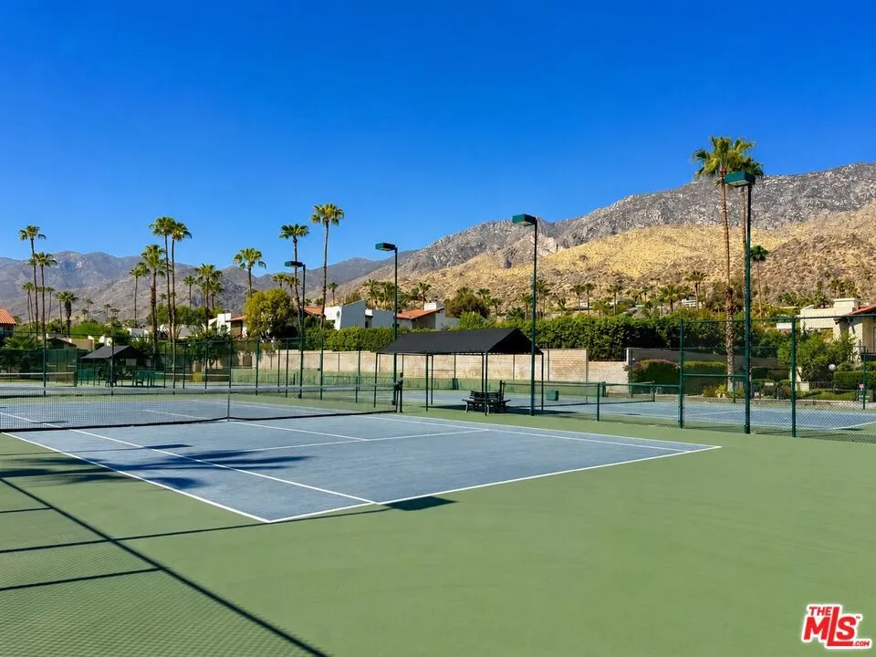 2170 S Palm Canyon Drive #28 Palm Springs, CA 92264