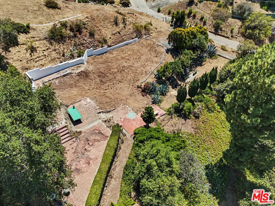 2188 Tuna Canyon Road Topanga, CA 90290