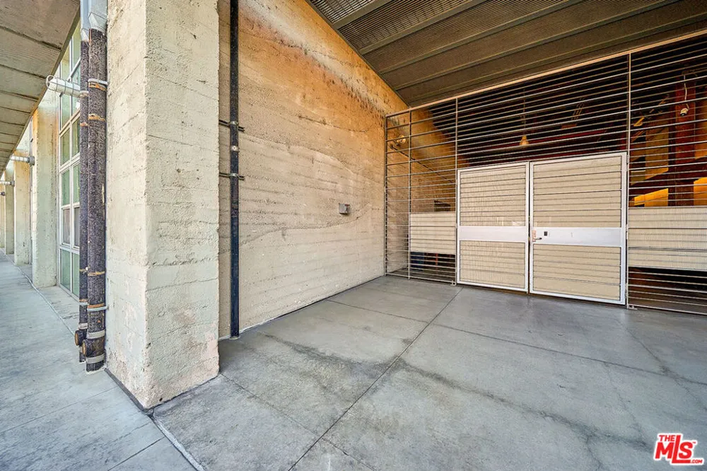 530 S Hewitt Street #326 Los Angeles, CA 90013