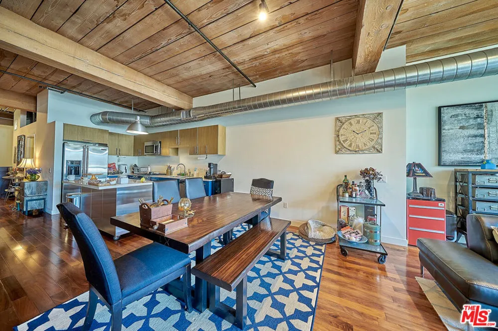 530 S Hewitt Street #326 Los Angeles, CA 90013