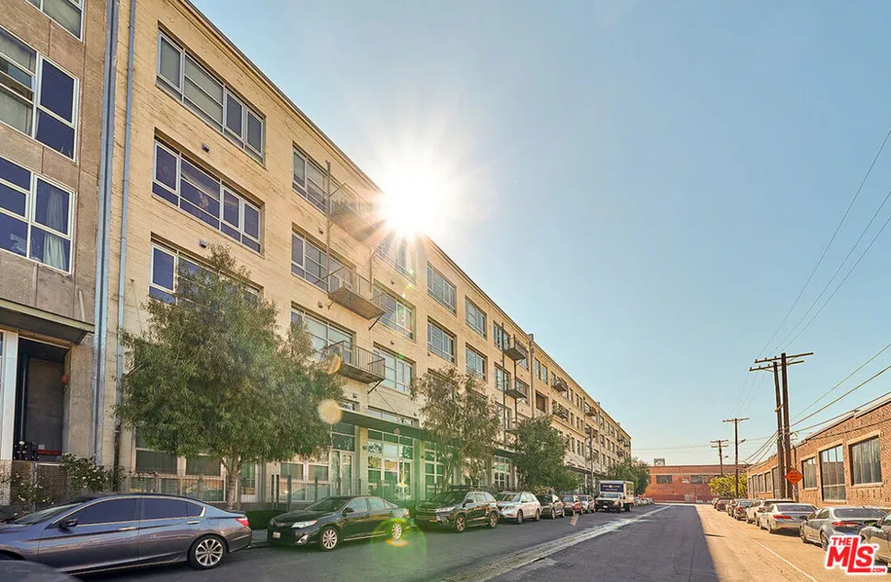 530 S Hewitt Street #326 Los Angeles, CA 90013