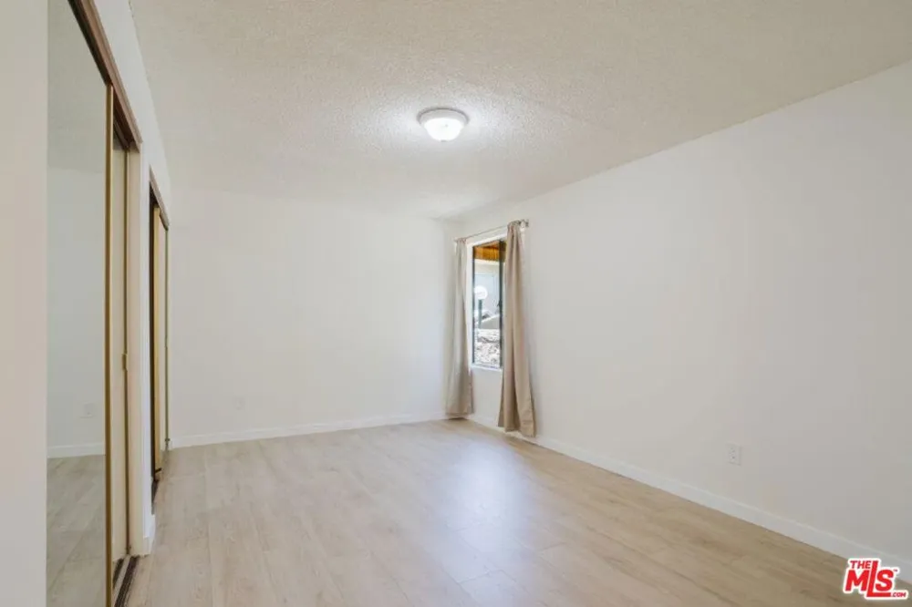 914 E Elk Avenue #3 Glendale, CA 91205