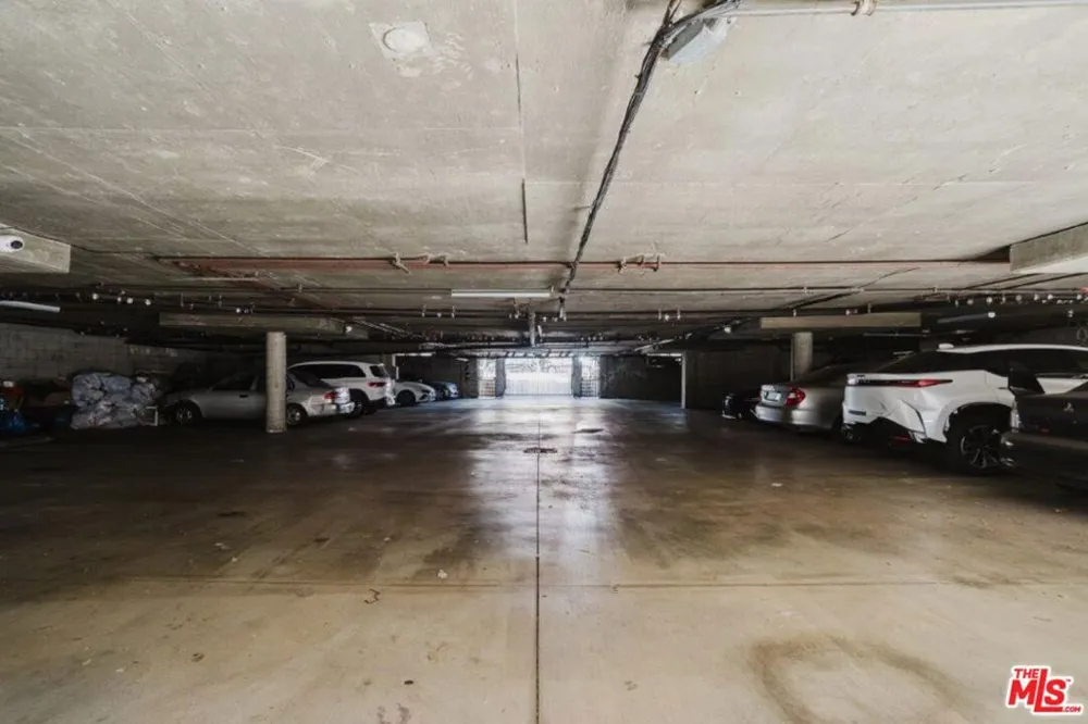 914 E Elk Avenue #3 Glendale, CA 91205