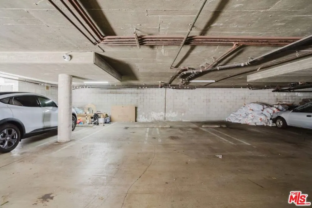 914 E Elk Avenue #3 Glendale, CA 91205