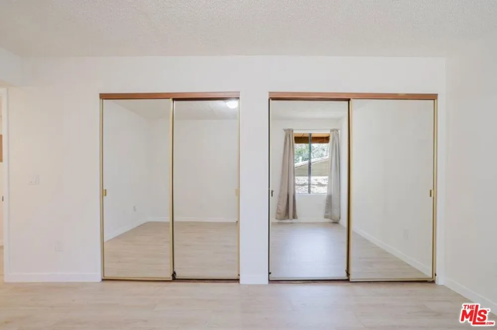 914 E Elk Avenue #3 Glendale, CA 91205