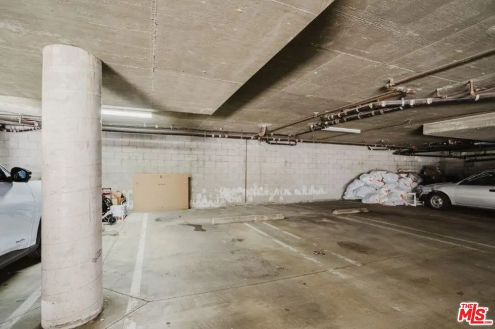 914 E Elk Avenue #3 Glendale, CA 91205