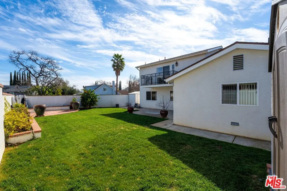 29403 Trailway Lane Agoura Hills, CA 91301