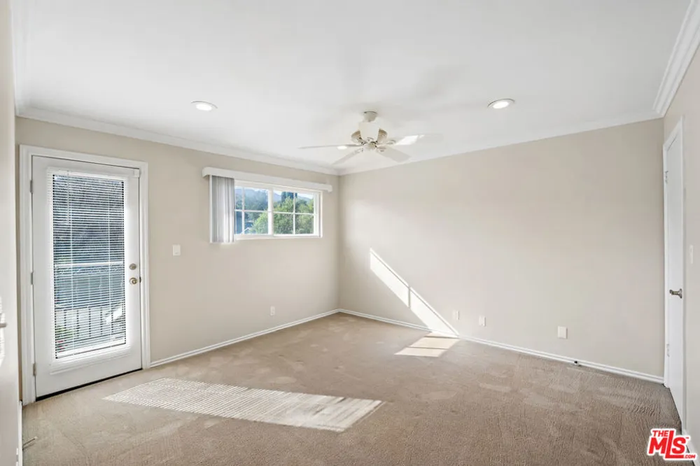 29403 Trailway Lane Agoura Hills, CA 91301