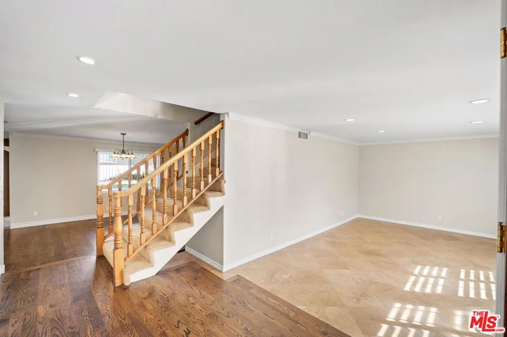 29403 Trailway Lane Agoura Hills, CA 91301