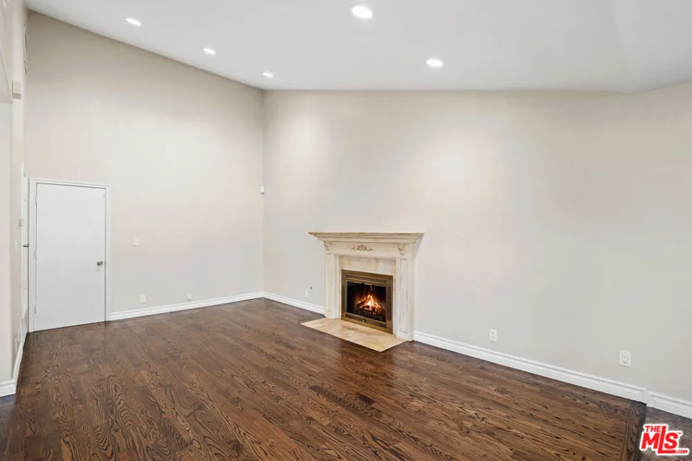 29403 Trailway Lane Agoura Hills, CA 91301