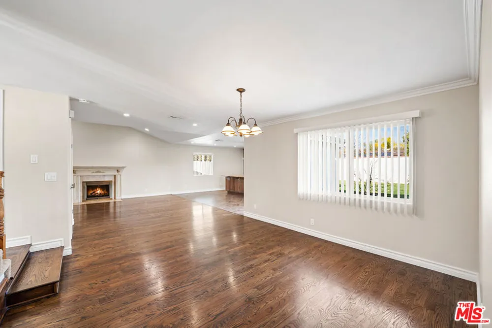 29403 Trailway Lane Agoura Hills, CA 91301