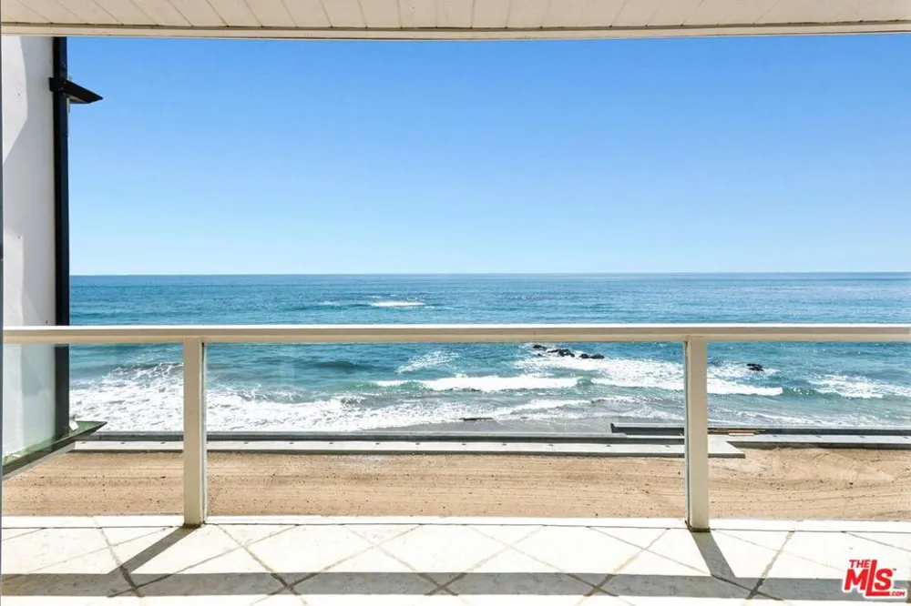11874 Beach Club Way Malibu, CA 90265